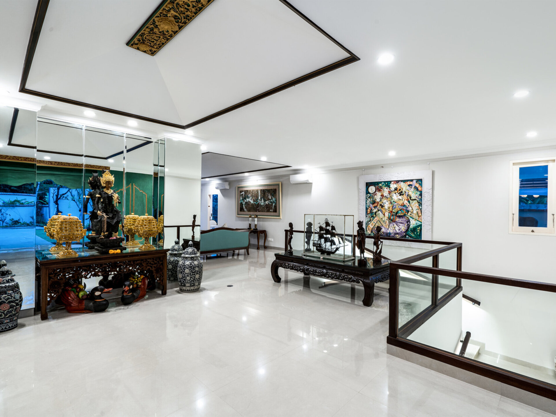 Pala Ubud - Villa Agung - Spacious upstairs sala