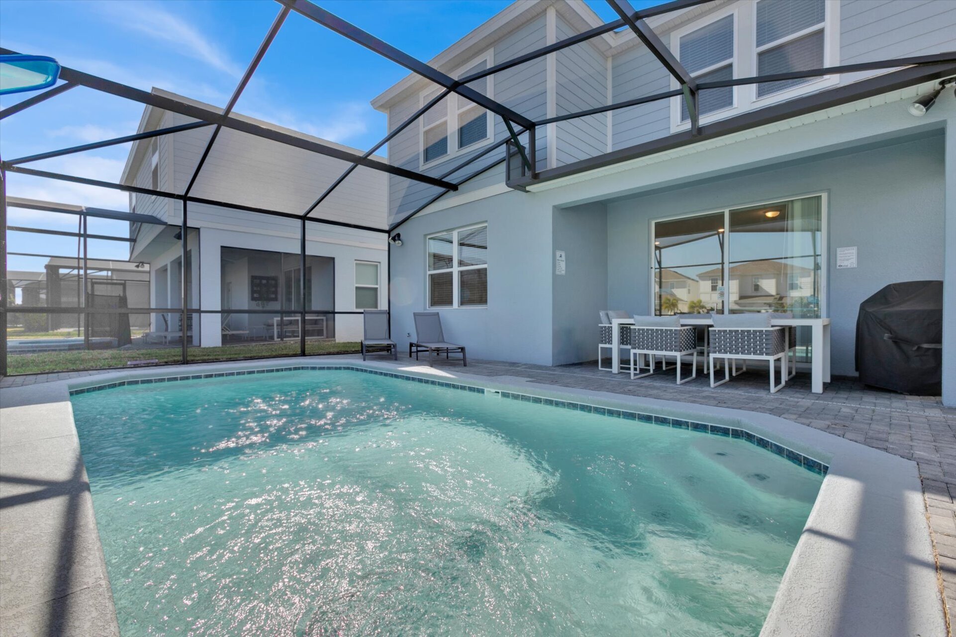 Pool Deck (Angle)