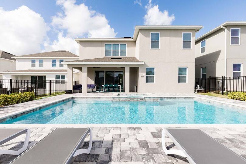 Escape & Unwind at Paradise Retreat, Orlando Villa 6677