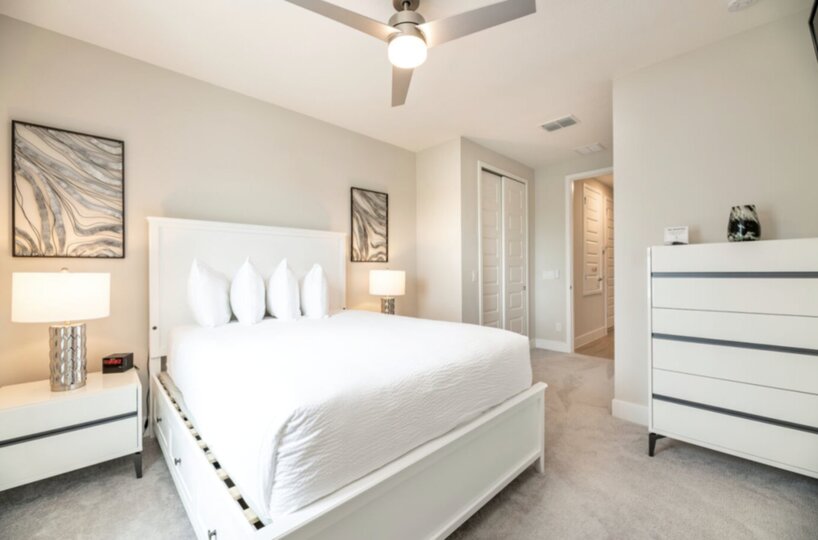 Your Stylish Vacation Escape Awaits, Orlando Townhome 1000