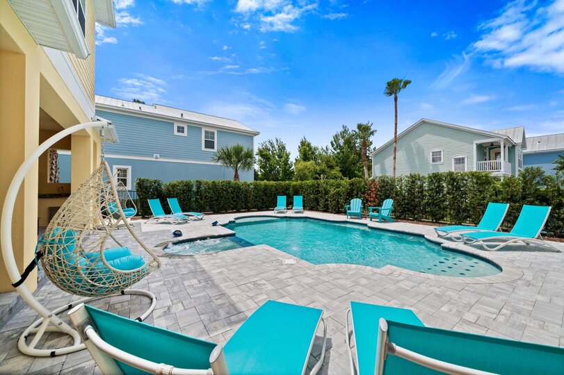 Embrace Comfort and Elegance in Your Dream Escape, Kissimmee, United States