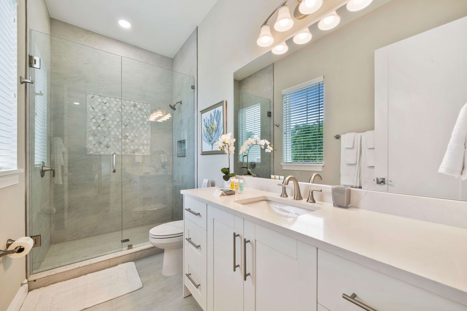 Embrace Comfort and Elegance in Your Dream Escape