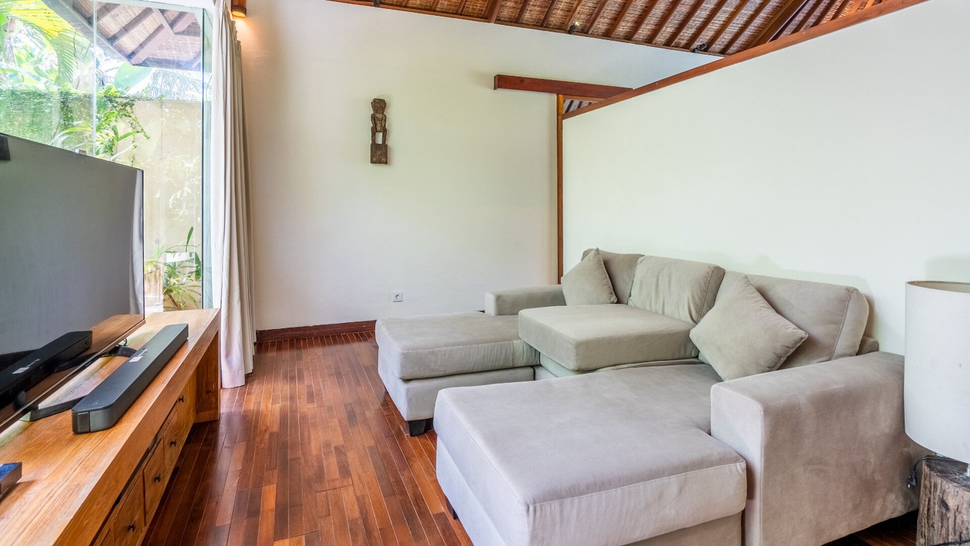 Rent Your Own 5 Star Private Villa in Seminyak, Bali Villa 2246