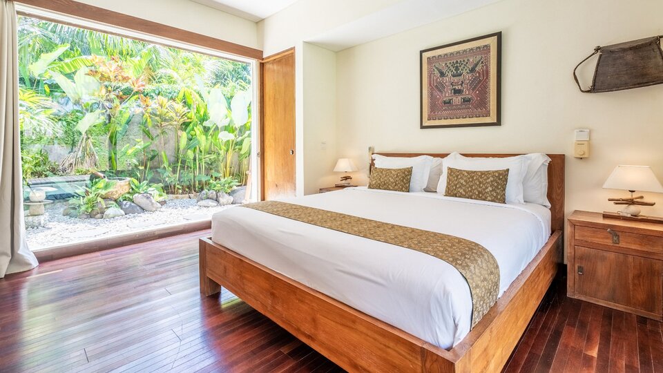 Rent Your Own 5 Star Private Villa in Seminyak, Bali Villa 2246