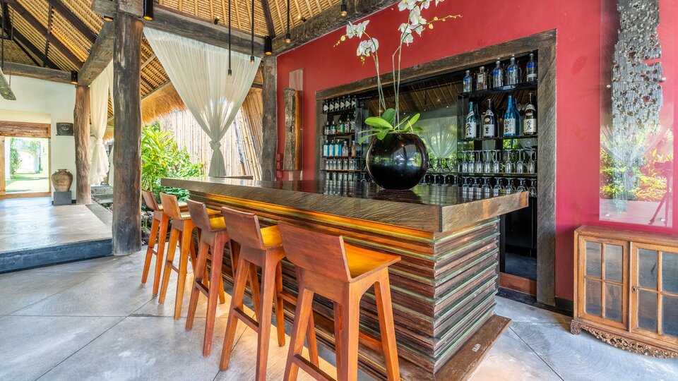 Rent Your Own 5 Star Private Villa in Seminyak, Bali Villa 2246