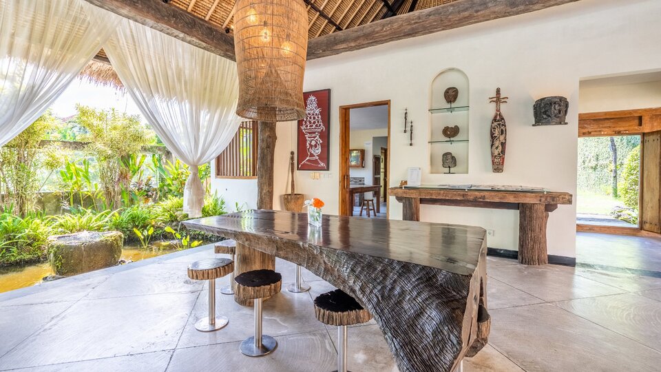 Rent Your Own 5 Star Private Villa in Seminyak, Bali Villa 2246