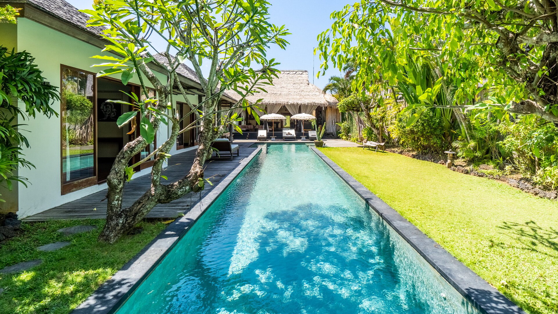 Rent Your Own 5 Star Private Villa in Seminyak, Bali Villa 2246