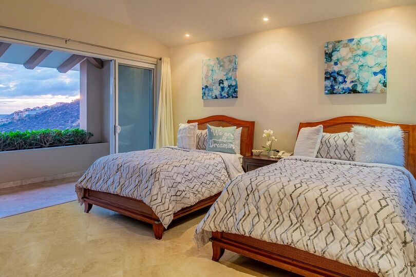 Experience Unmatched Luxury Villa in Cabo San Lucas Villa 1053