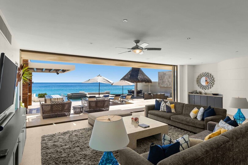 Your Dream Beachfront Villa Awaits, Cabo San Lucas Villa 1044