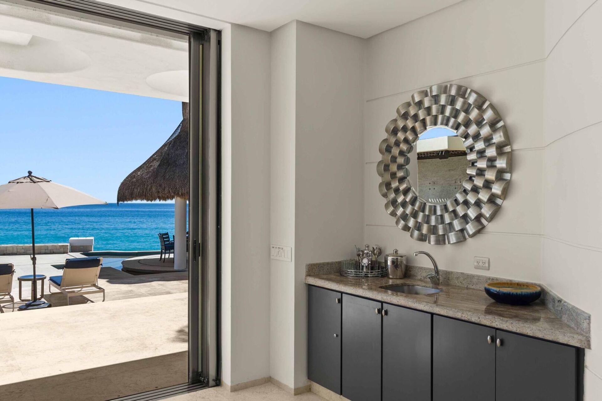 Your Dream Beachfront Villa Awaits, Cabo San Lucas Villa 1044