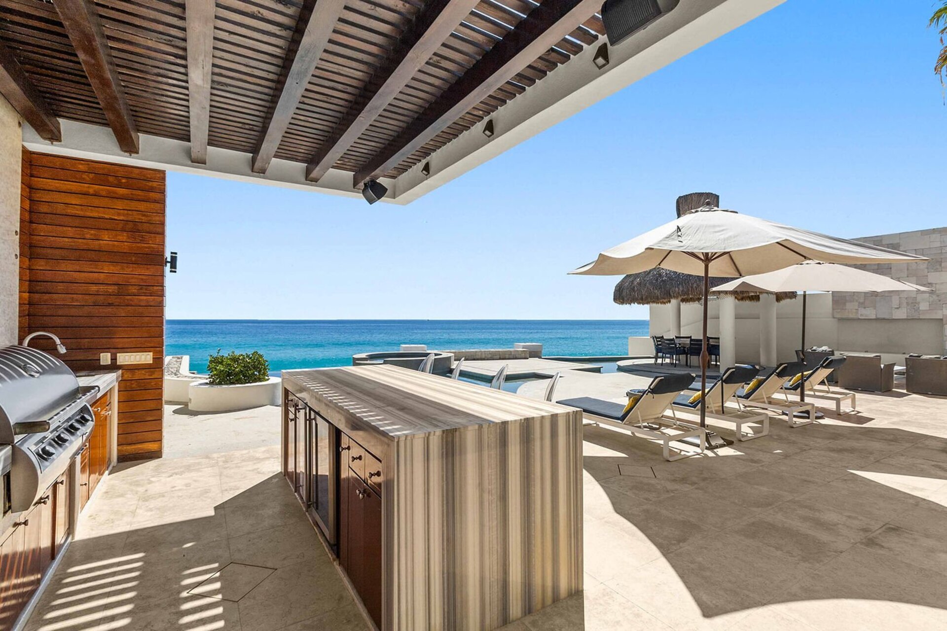 Your Dream Beachfront Villa Awaits, Cabo San Lucas Villa 1044