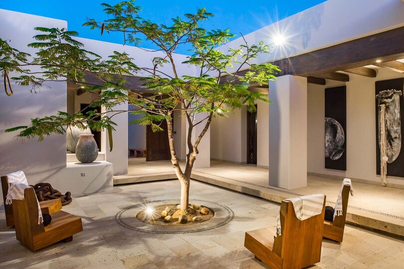 Escape to Paradise at Cabo San Lucas Villa 1049: Your Luxurious Retreat