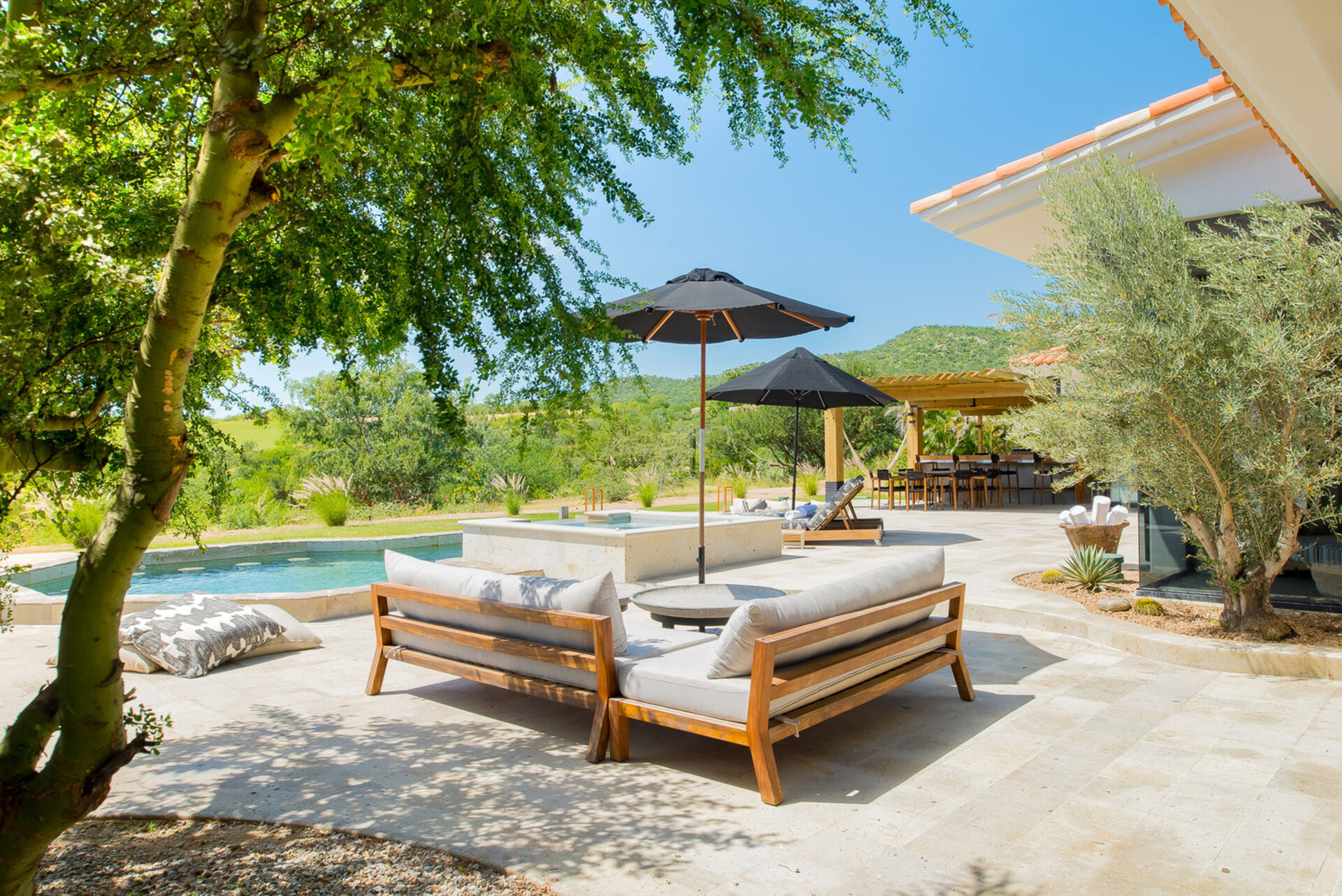 Escape to Paradise at Cabo San Lucas Villa 1049: Your Luxurious Retreat