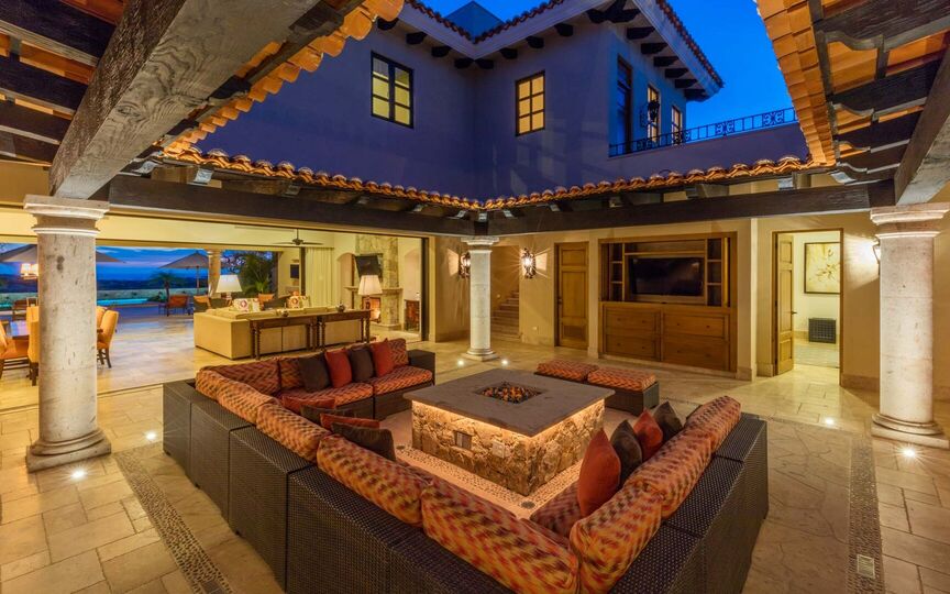 A Luxurious Escape in the Heart of Diamante, Cabo San Lucas Villa 1051