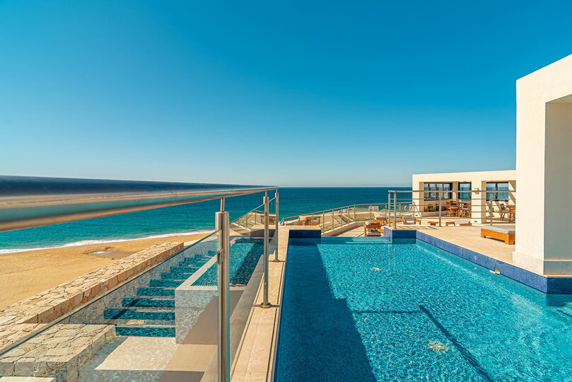 Luxurious Oasis with Breathtaking Pacific Views at Cabo San Lucas 1052