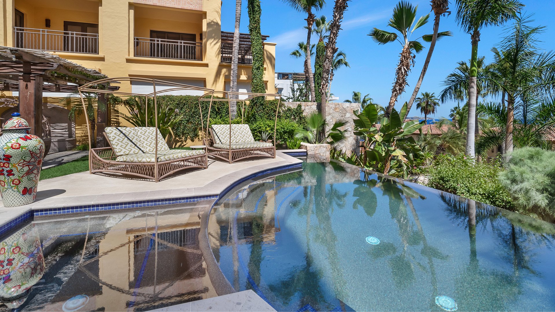 Rent Your Dream Villa with Private Pool, Cabo San Lucas 1976