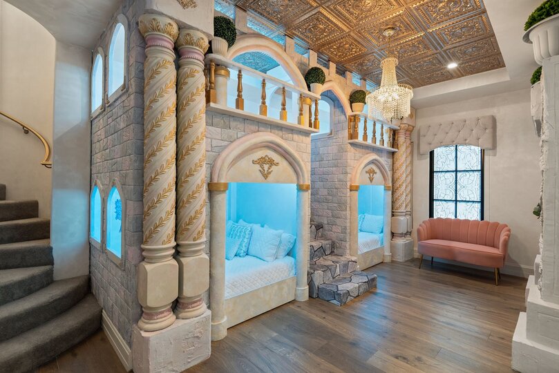 5 Star Villa Royale – A Majestic Private Estate