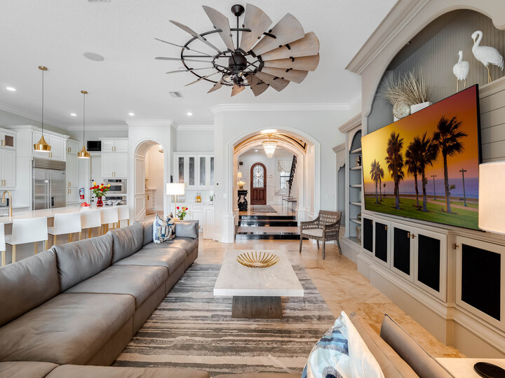 Modern 6 Bedroom Gem in Orlando,6543
