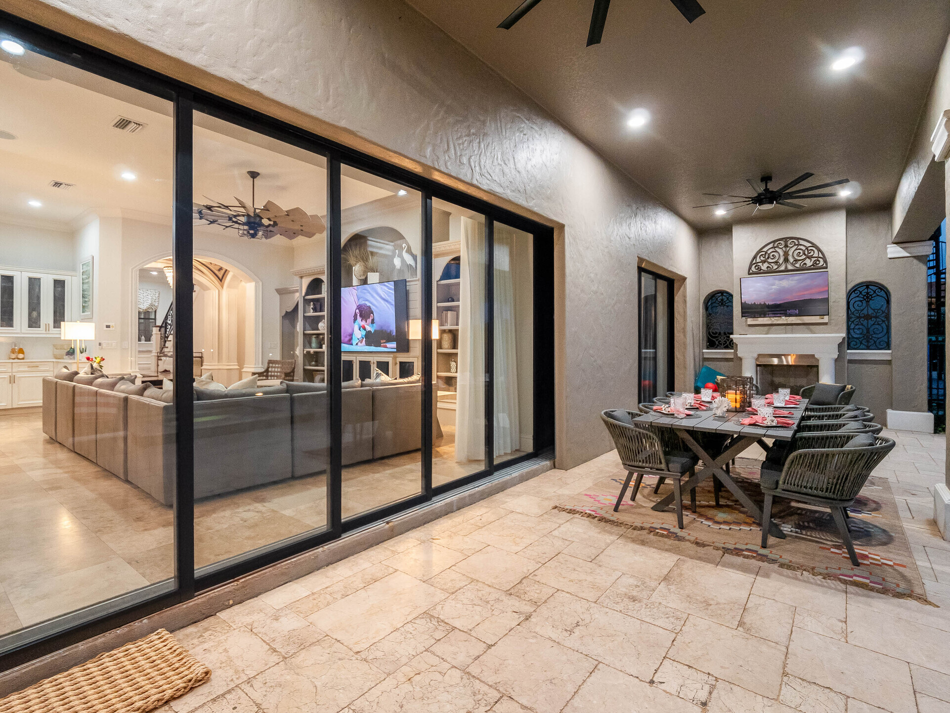 Modern 6 Bedroom Gem in Orlando,6543