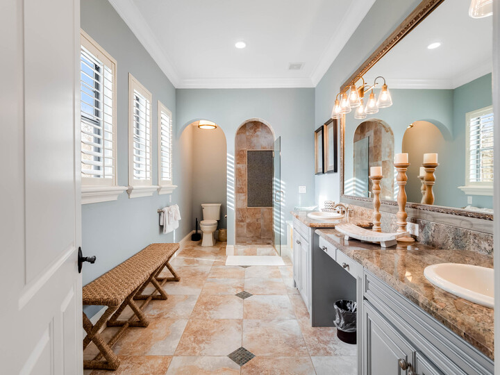 Modern 6 Bedroom Gem in Orlando,6543