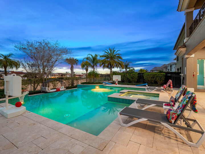 Modern 6 Bedroom Gem in Orlando,6543