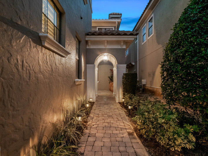 Modern 6 Bedroom Gem in Orlando,6543