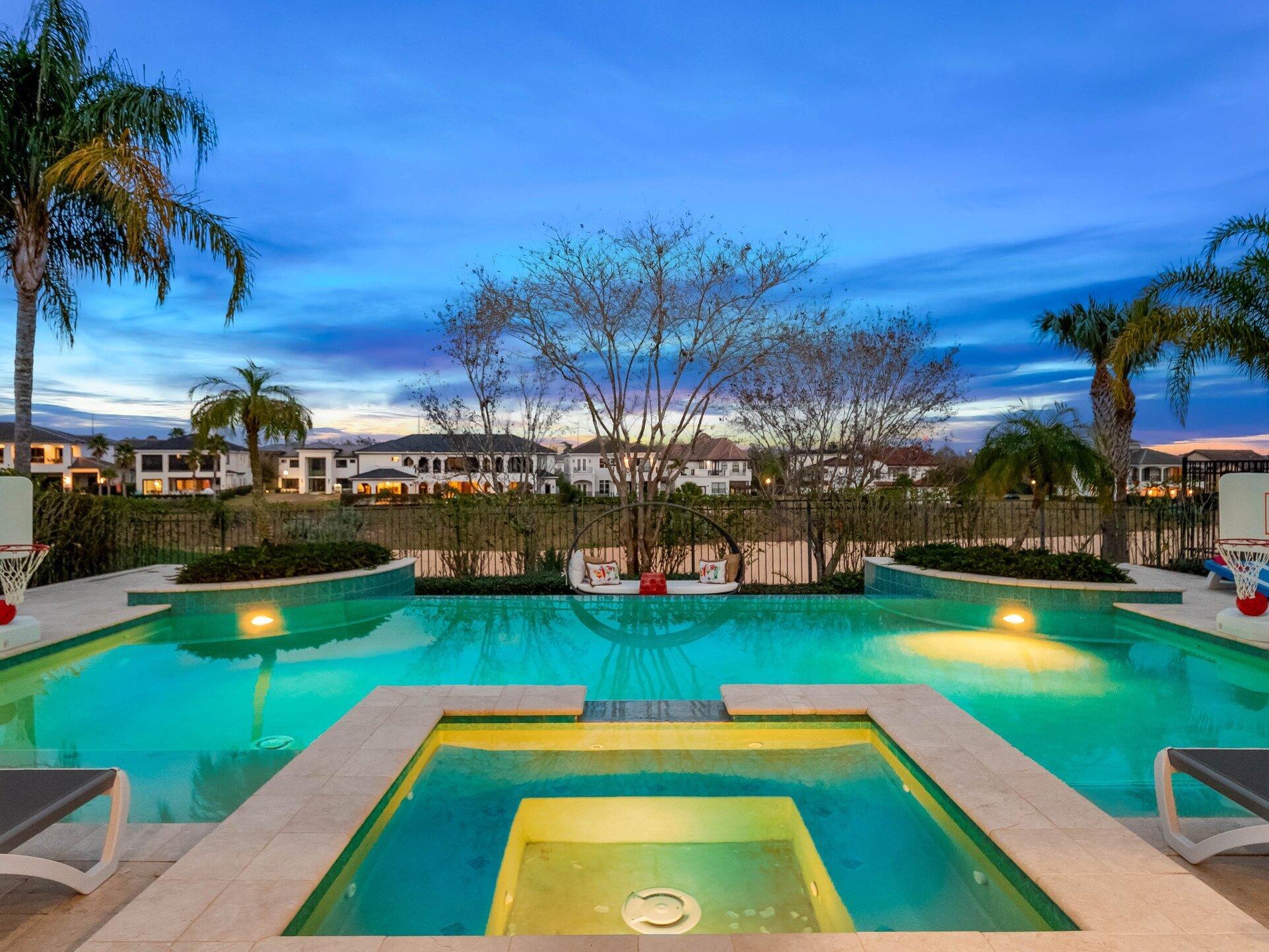 Modern 6 Bedroom Gem in Orlando,6543