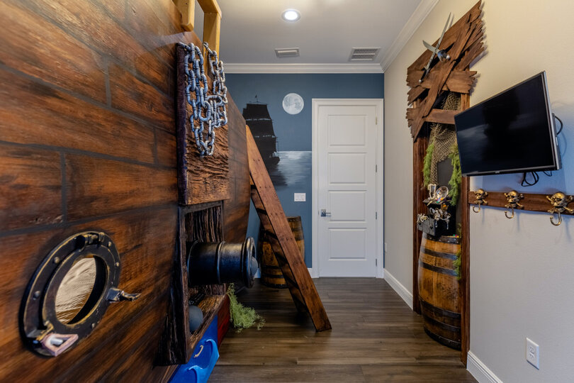 Your little pirates will love the custom-built pirate ship they get to sleep in
