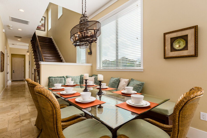 Seating for up to 8 at the formal dining table