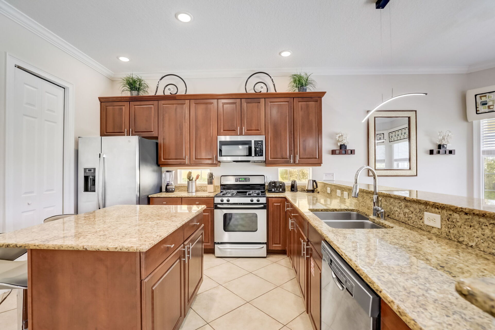 Orlando Dream Home: 5BR Villa with Pool,6586