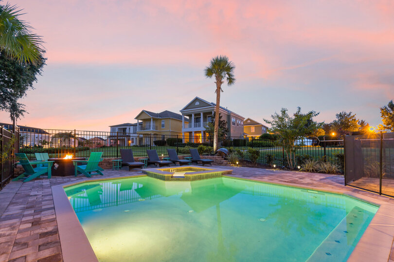Go for an evening swim in this inviting pool