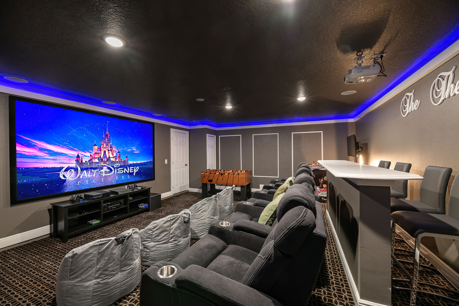 You will find hours of entertainment in the combined theater and game room which includes a PS4 and Xbox