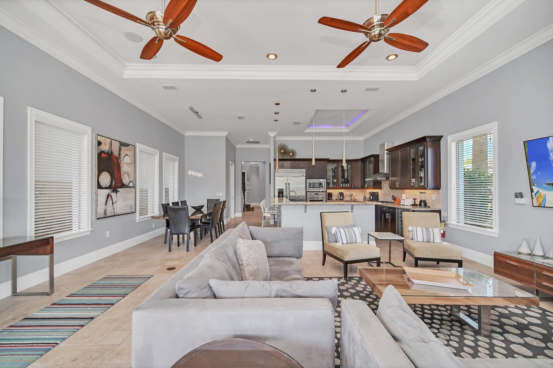 Elegant Oasis: 5 Bed Villa in Orlando,6633