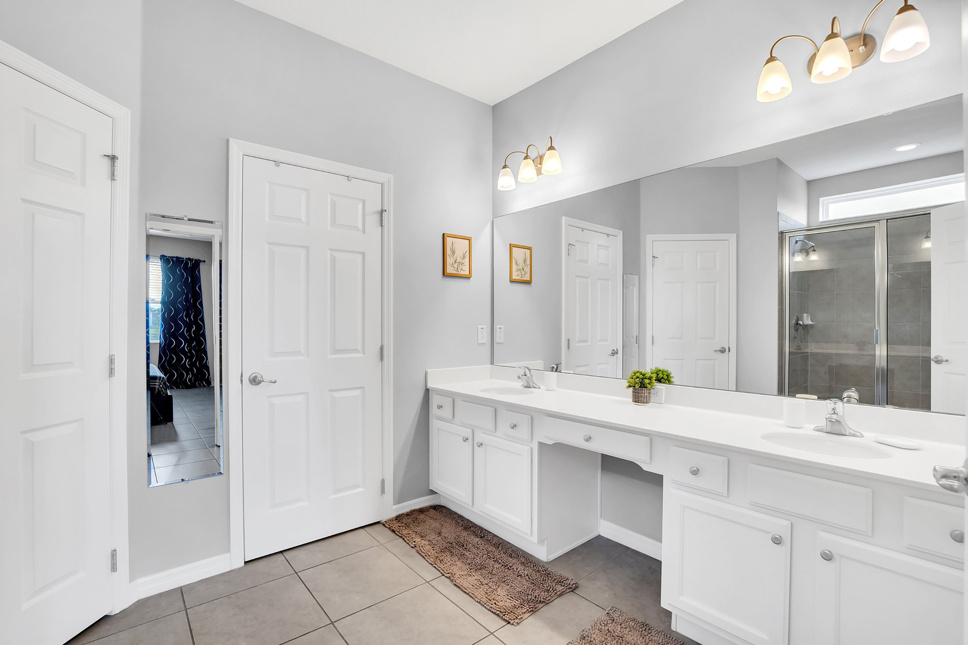 En-suite with walk in shower.