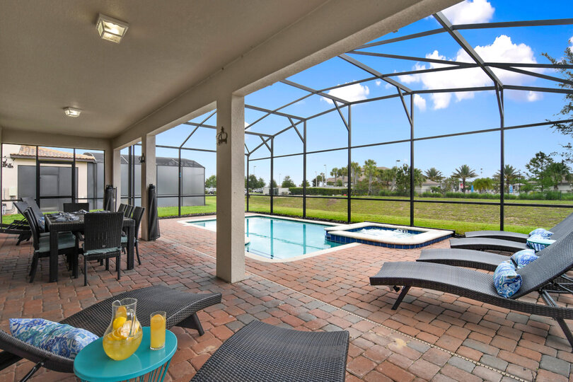 Luxury patio furniture for everyone to enjoy
