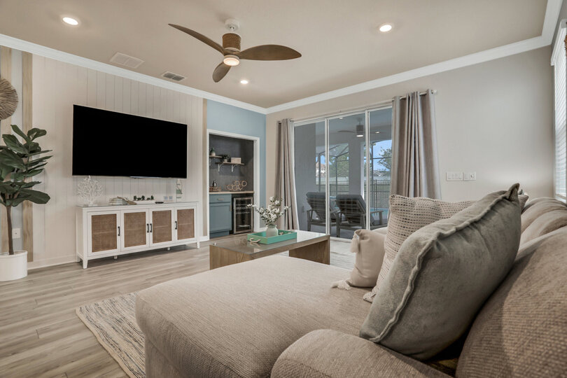 Serene Oasis: 7 Bedroom Villa in Orlando,6668