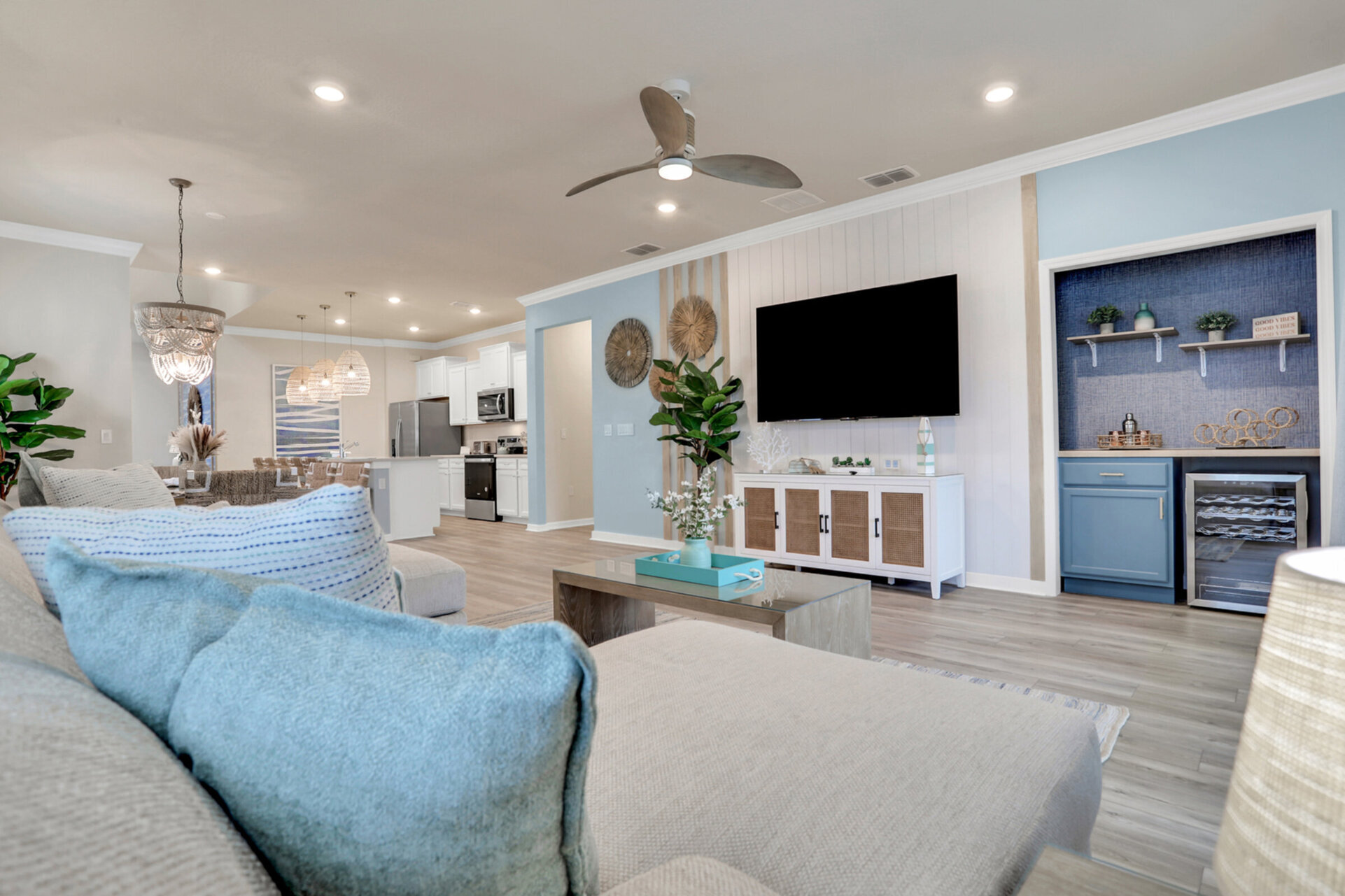 Serene Oasis: 7 Bedroom Villa in Orlando,6668
