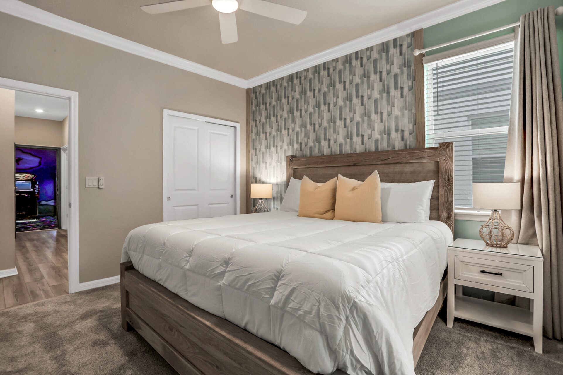 Serene Oasis: 7 Bedroom Villa in Orlando,6668