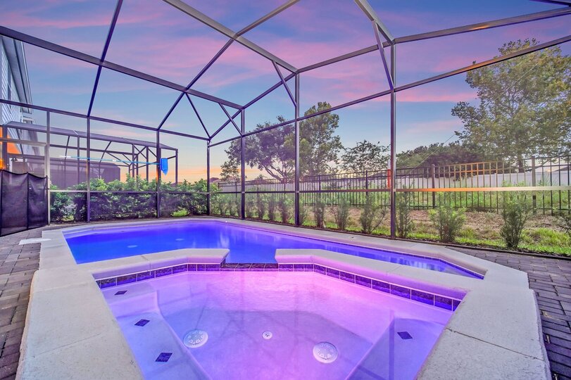 Serene Oasis: 7 Bedroom Villa in Orlando,6668