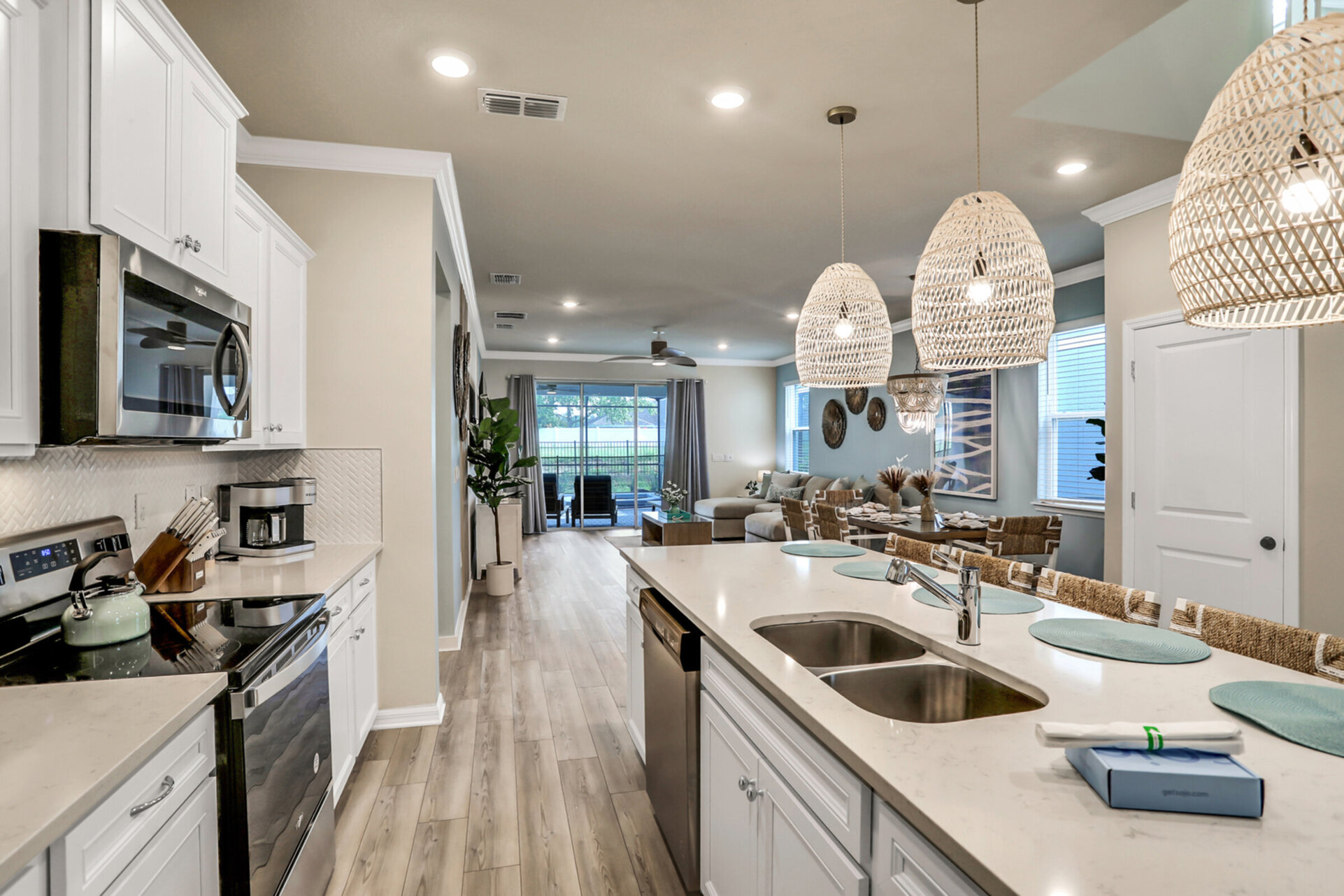 Serene Oasis: 7 Bedroom Villa in Orlando,6668