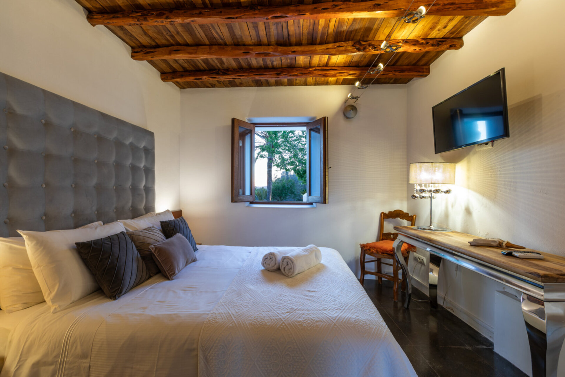 A Timeless Private Luxury Sanctuary, Ibiza Villa 1452