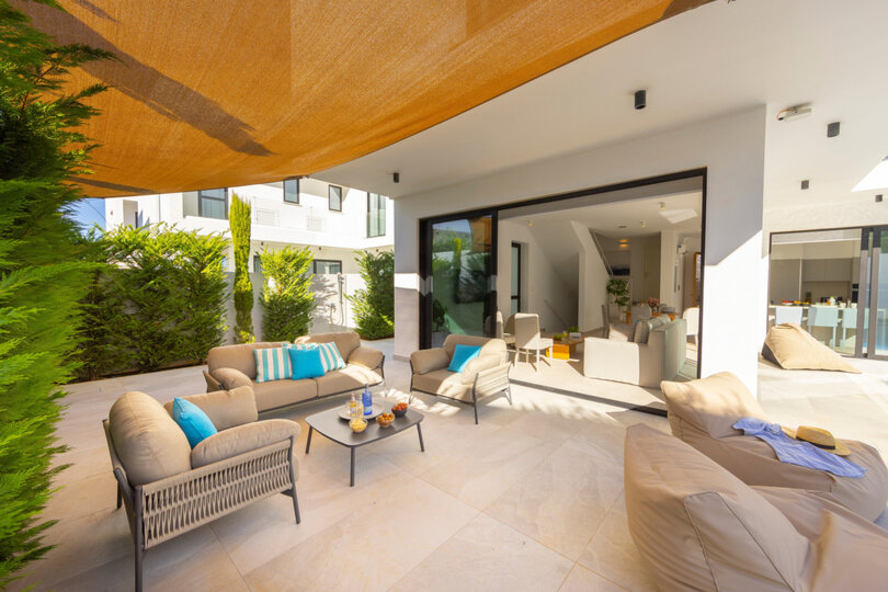 Serene 4 Bedroom Villa in Protaras, 1722