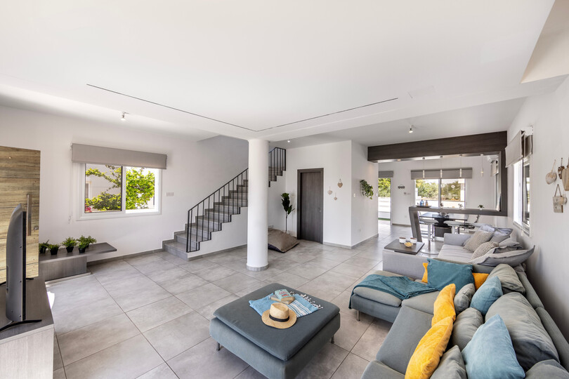 Elegant Ayia Napa Villa with Private Garden, 1395