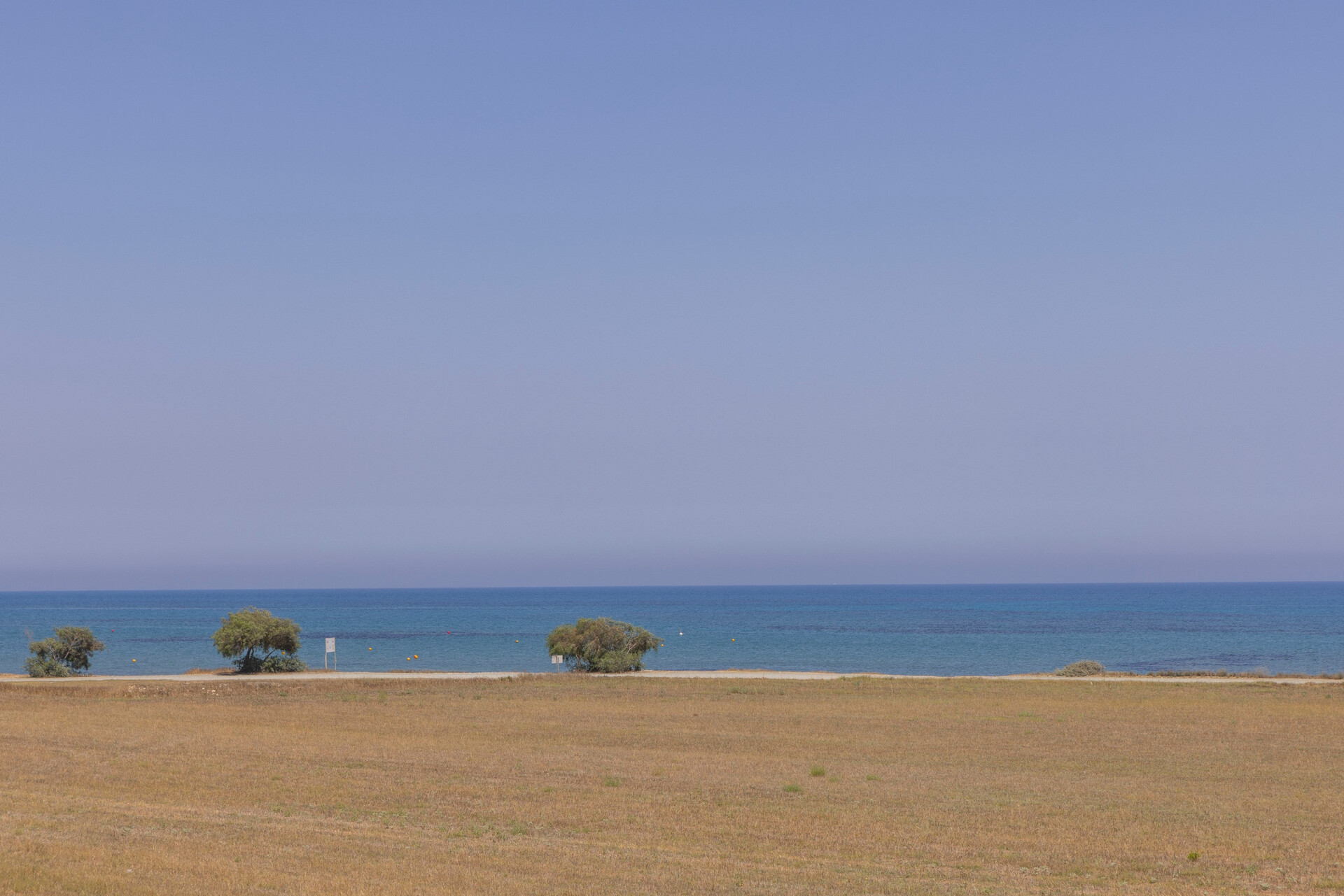 Cozy Villa with 3 Bedrooms in Larnaka 1000