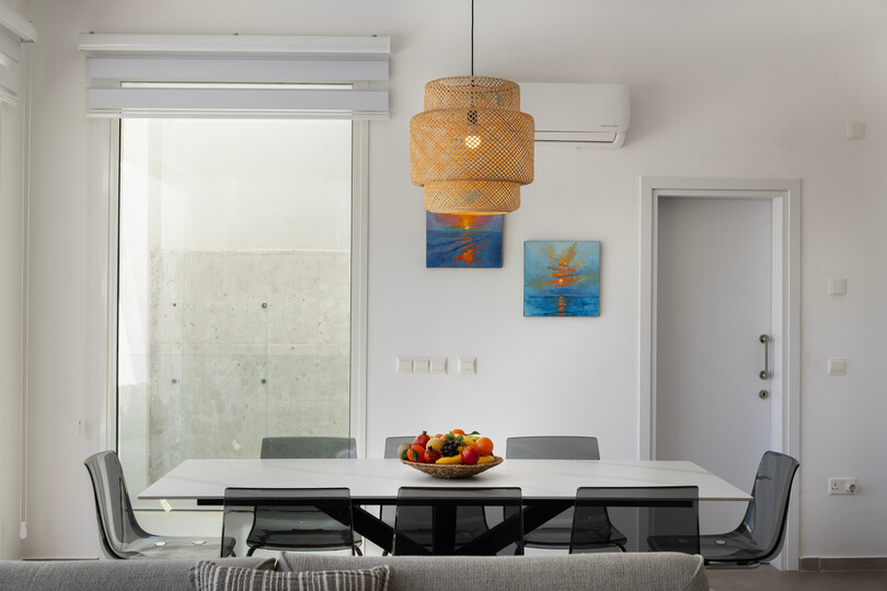 Tranquil Oasis: 6 Bedroom Villa in Protaras, 1727