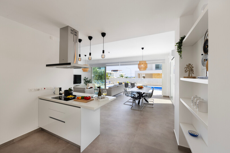 Tranquil Oasis: 6 Bedroom Villa in Protaras, 1727