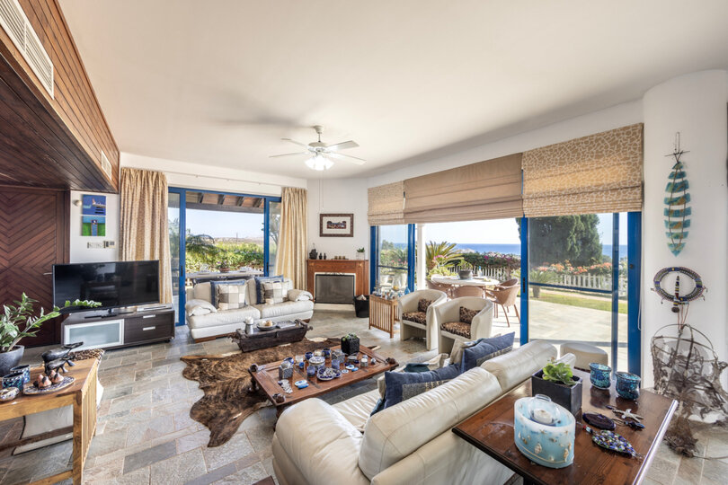 Modern 4 Bedroom Villa Oasis in Ayia Napa, 1396
