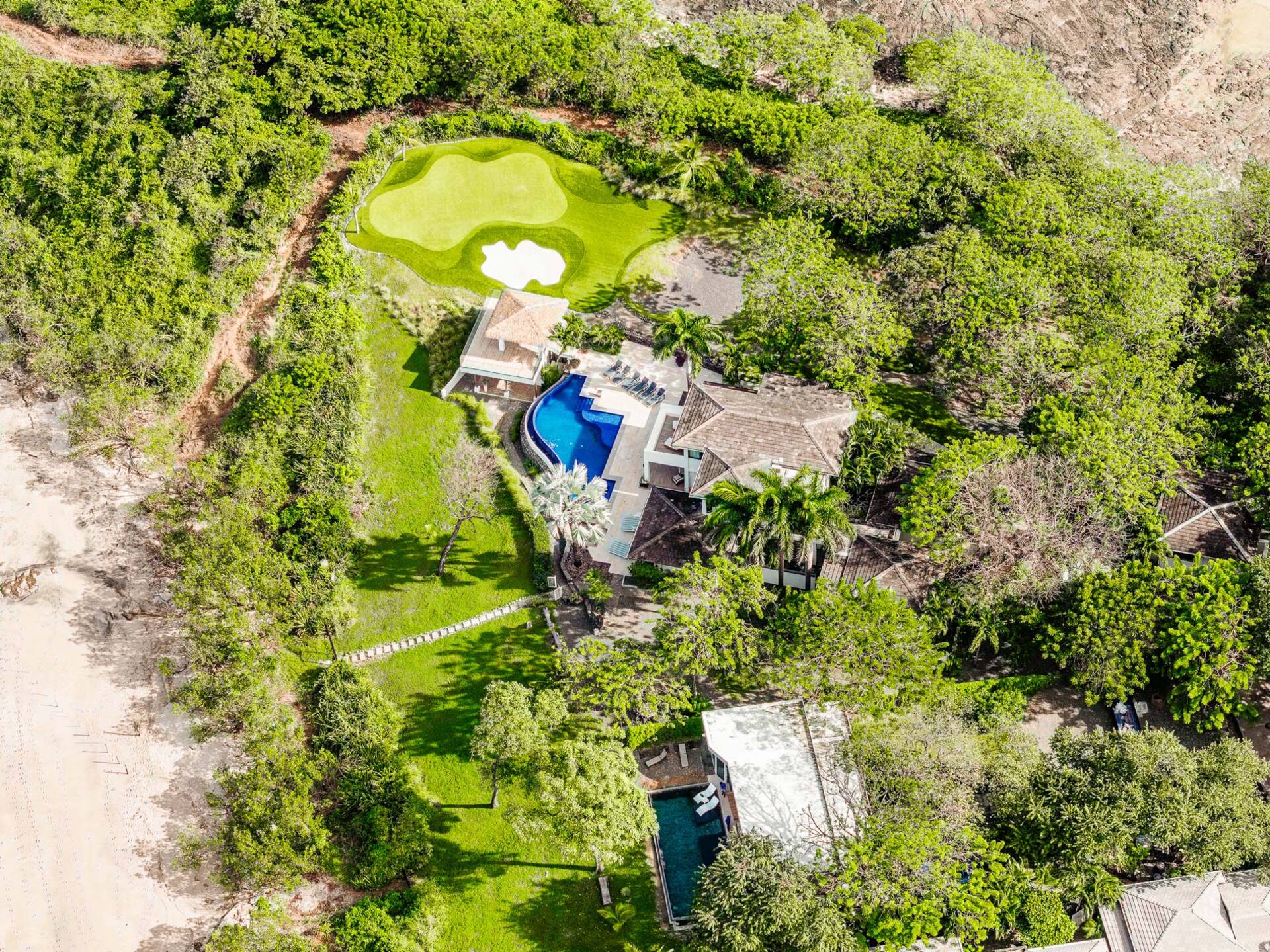 Experience Luxury at Guanacaste Province 1001