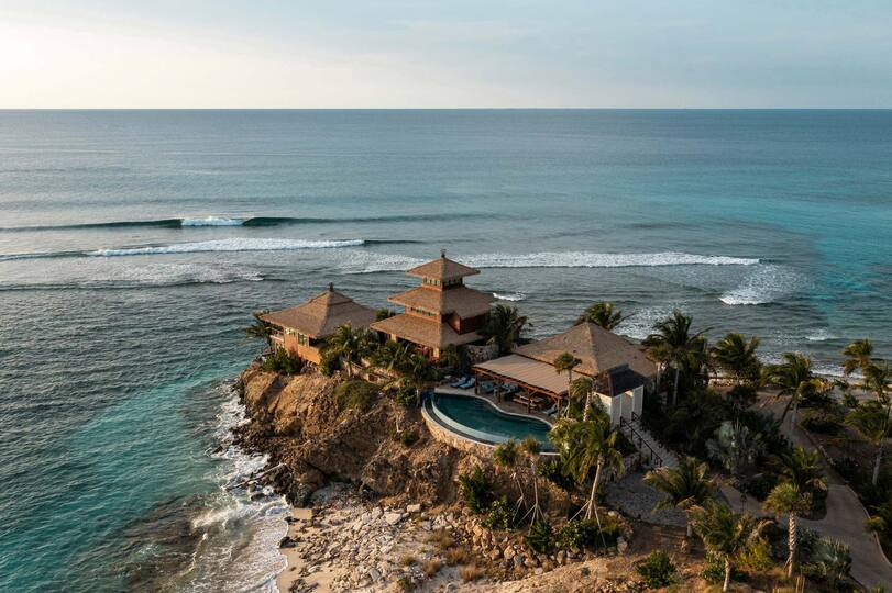 Oceanfront Haven in the Virgin Islands – 1002