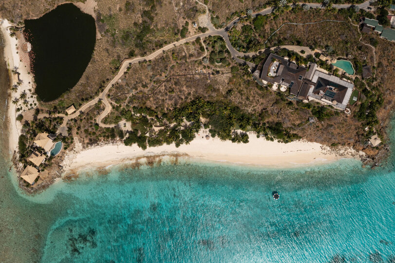 Serene Escape on a Caribbean Jewel - 1003